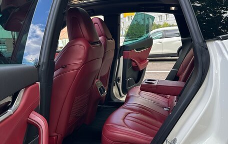 Maserati Levante I, 2017 год, 3 800 000 рублей, 15 фотография