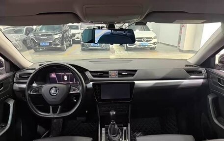 Skoda Superb III рестайлинг, 2021 год, 1 540 000 рублей, 5 фотография