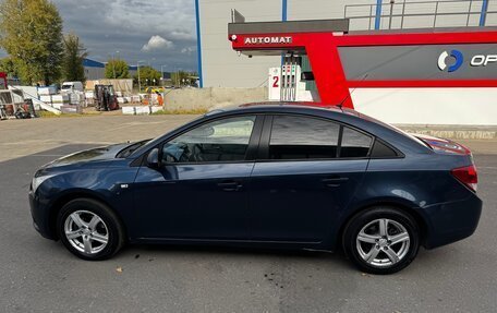 Chevrolet Cruze II, 2010 год, 485 000 рублей, 3 фотография