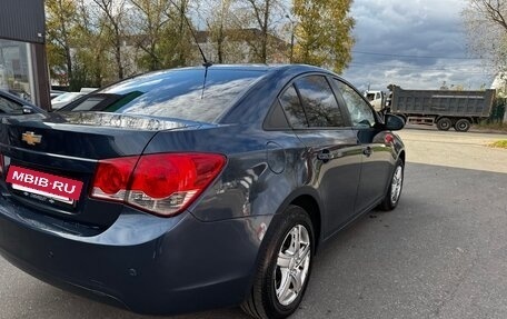 Chevrolet Cruze II, 2010 год, 485 000 рублей, 6 фотография