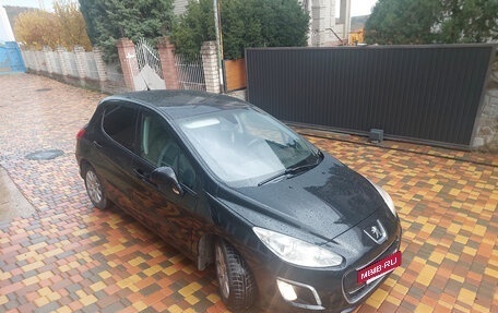 Peugeot 308 II, 2011 год, 450 000 рублей, 14 фотография