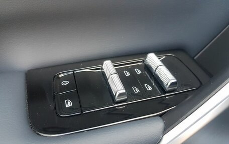 Geely Atlas, 2024 год, 2 750 000 рублей, 21 фотография