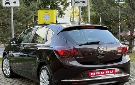 Opel Astra J, 2014 год, 900 000 рублей, 13 фотография