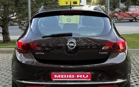 Opel Astra J, 2014 год, 900 000 рублей, 11 фотография