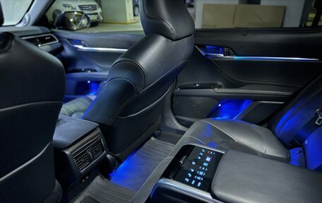 Toyota Camry, 2019 год, 2 520 000 рублей, 3 фотография