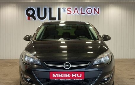 Opel Astra J, 2013 год, 920 000 рублей, 2 фотография