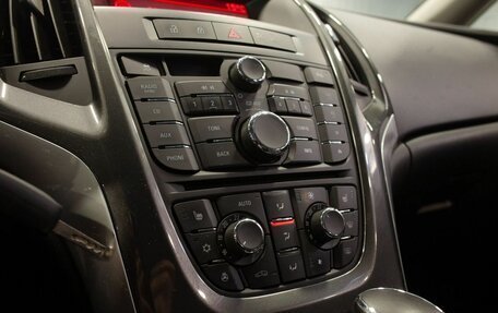Opel Astra J, 2013 год, 920 000 рублей, 27 фотография