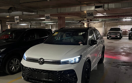 Volkswagen Tiguan, 2025 год, 4 000 000 рублей, 1 фотография