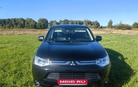Mitsubishi Outlander III рестайлинг 3, 2012 год, 1 120 000 рублей, 2 фотография