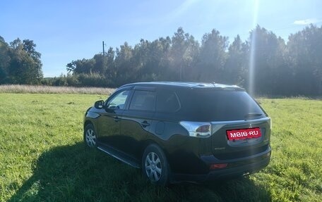 Mitsubishi Outlander III рестайлинг 3, 2012 год, 1 120 000 рублей, 5 фотография
