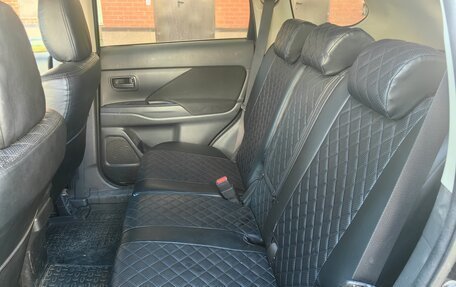 Mitsubishi Outlander III рестайлинг 3, 2012 год, 1 120 000 рублей, 14 фотография