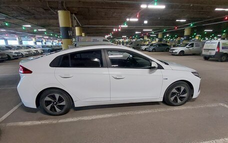 Hyundai IONIQ, 2016 год, 1 650 000 рублей, 5 фотография