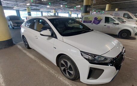 Hyundai IONIQ, 2016 год, 1 650 000 рублей, 6 фотография