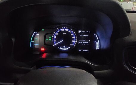 Hyundai IONIQ, 2016 год, 1 650 000 рублей, 10 фотография