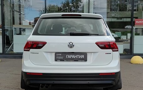Volkswagen Tiguan II, 2020 год, 2 820 000 рублей, 7 фотография