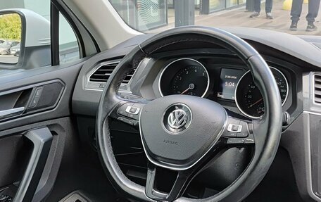 Volkswagen Tiguan II, 2020 год, 2 820 000 рублей, 23 фотография