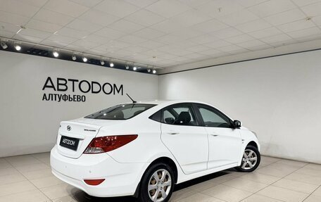 Hyundai Solaris II рестайлинг, 2013 год, 690 000 рублей, 5 фотография