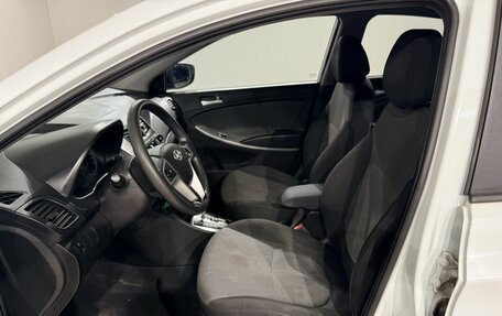 Hyundai Solaris II рестайлинг, 2013 год, 690 000 рублей, 14 фотография