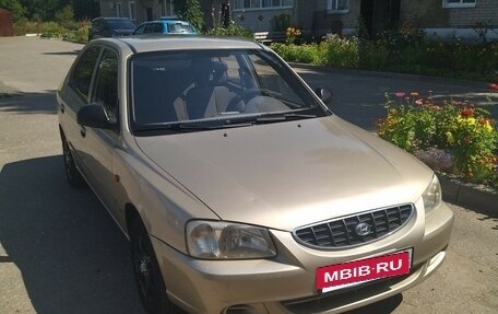 Hyundai Accent II, 2005 год, 350 000 рублей, 2 фотография