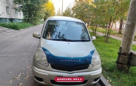 Toyota FunCargo, 2002 год, 420 000 рублей, 6 фотография