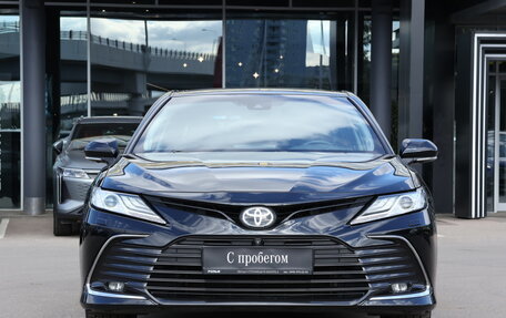 Toyota Camry, 2021 год, 3 400 000 рублей, 2 фотография