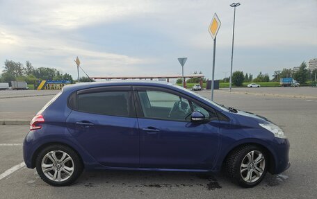 Peugeot 208 II, 2013 год, 650 000 рублей, 6 фотография