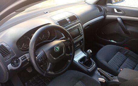 Skoda Octavia, 2010 год, 800 000 рублей, 5 фотография