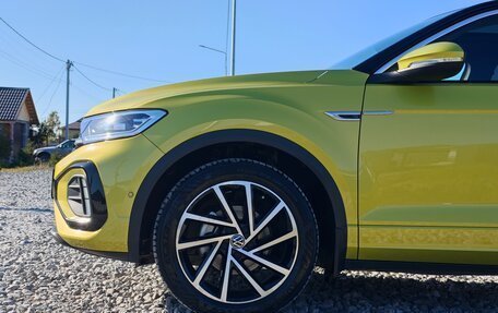 Volkswagen T-Roc I, 2023 год, 3 000 000 рублей, 10 фотография