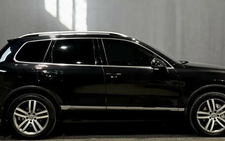 Volkswagen Touareg III, 2011 год, 1 990 000 рублей, 4 фотография