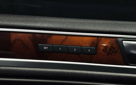 Volkswagen Touareg III, 2011 год, 1 990 000 рублей, 15 фотография