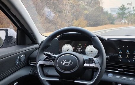 Hyundai Avante, 2023 год, 1 990 000 рублей, 5 фотография