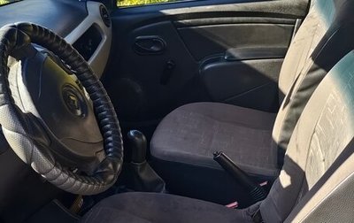 Renault Logan I, 2011 год, 200 000 рублей, 1 фотография