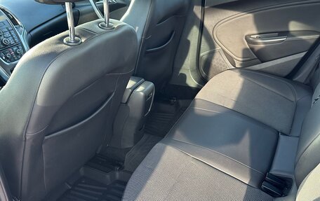 Opel Astra J, 2012 год, 620 000 рублей, 9 фотография