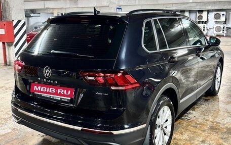 Volkswagen Tiguan II, 2021 год, 3 775 000 рублей, 4 фотография