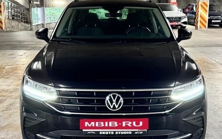 Volkswagen Tiguan II, 2021 год, 3 775 000 рублей, 9 фотография