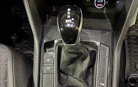 Volkswagen Tiguan II, 2021 год, 3 775 000 рублей, 18 фотография