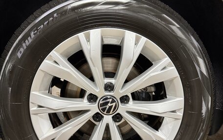 Volkswagen Tiguan II, 2021 год, 3 775 000 рублей, 13 фотография