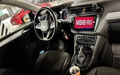 Volkswagen Tiguan II, 2021 год, 3 775 000 рублей, 16 фотография