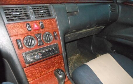 Mercedes-Benz E-Класс, 1999 год, 265 000 рублей, 7 фотография