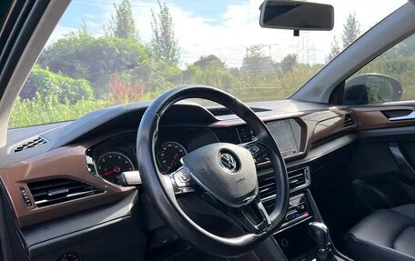 Volkswagen Tharu, 2023 год, 1 450 000 рублей, 11 фотография