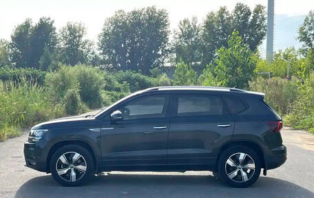 Volkswagen Tharu, 2023 год, 1 450 000 рублей, 5 фотография