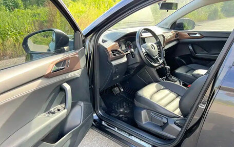 Volkswagen Tharu, 2023 год, 1 450 000 рублей, 9 фотография