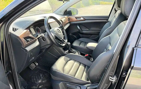 Volkswagen Tharu, 2023 год, 1 450 000 рублей, 10 фотография