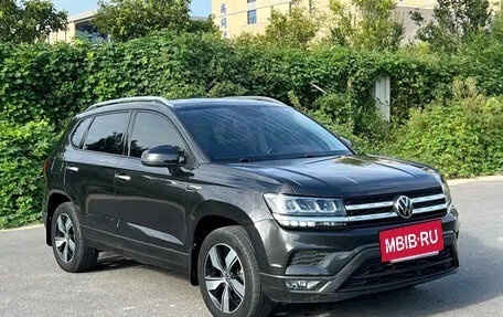 Volkswagen Tharu, 2023 год, 1 450 000 рублей, 3 фотография