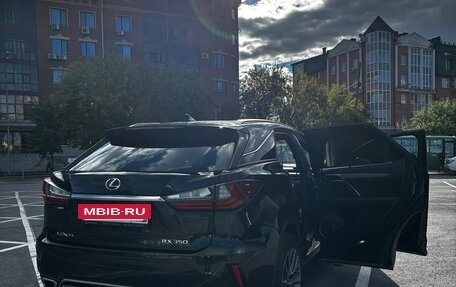 Lexus RX IV рестайлинг, 2017 год, 5 100 000 рублей, 2 фотография