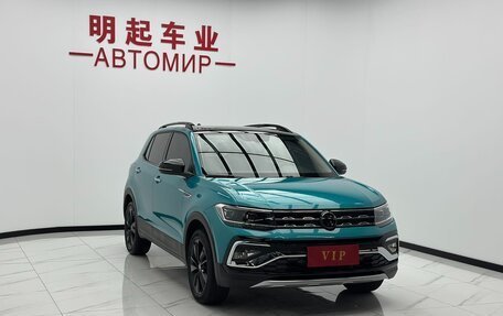Volkswagen T-Cross I, 2023 год, 1 200 000 рублей, 3 фотография