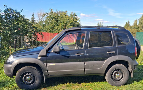 Chevrolet Niva I рестайлинг, 2015 год, 750 000 рублей, 4 фотография