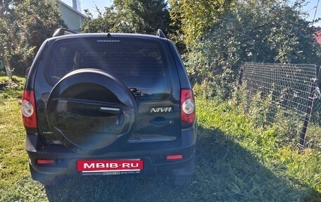 Chevrolet Niva I рестайлинг, 2015 год, 750 000 рублей, 2 фотография