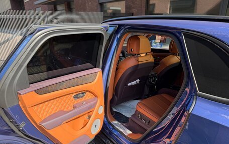 Bentley Bentayga I, 2021 год, 23 000 000 рублей, 11 фотография