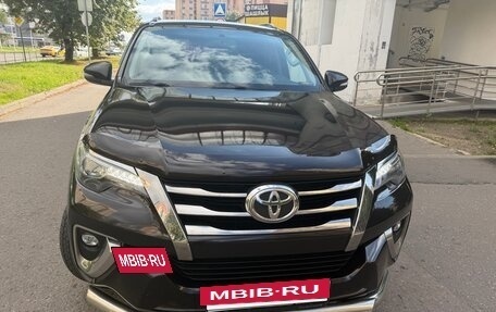 Toyota Fortuner II, 2018 год, 2 999 000 рублей, 2 фотография